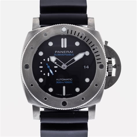 compare panerai 305 and 1305|panerai luminor submersible.